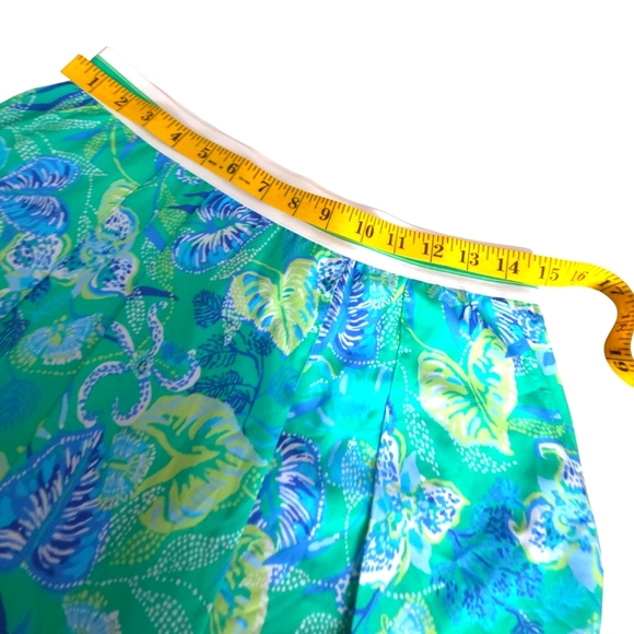Lilly Pulizer Silvana Skort Botanical Green In A Flutter Size Small - Picture 9 of 16